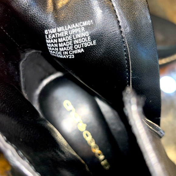 Andre’ Assous Milla Leather Boot ( NWOT) - Picture 5 of 7